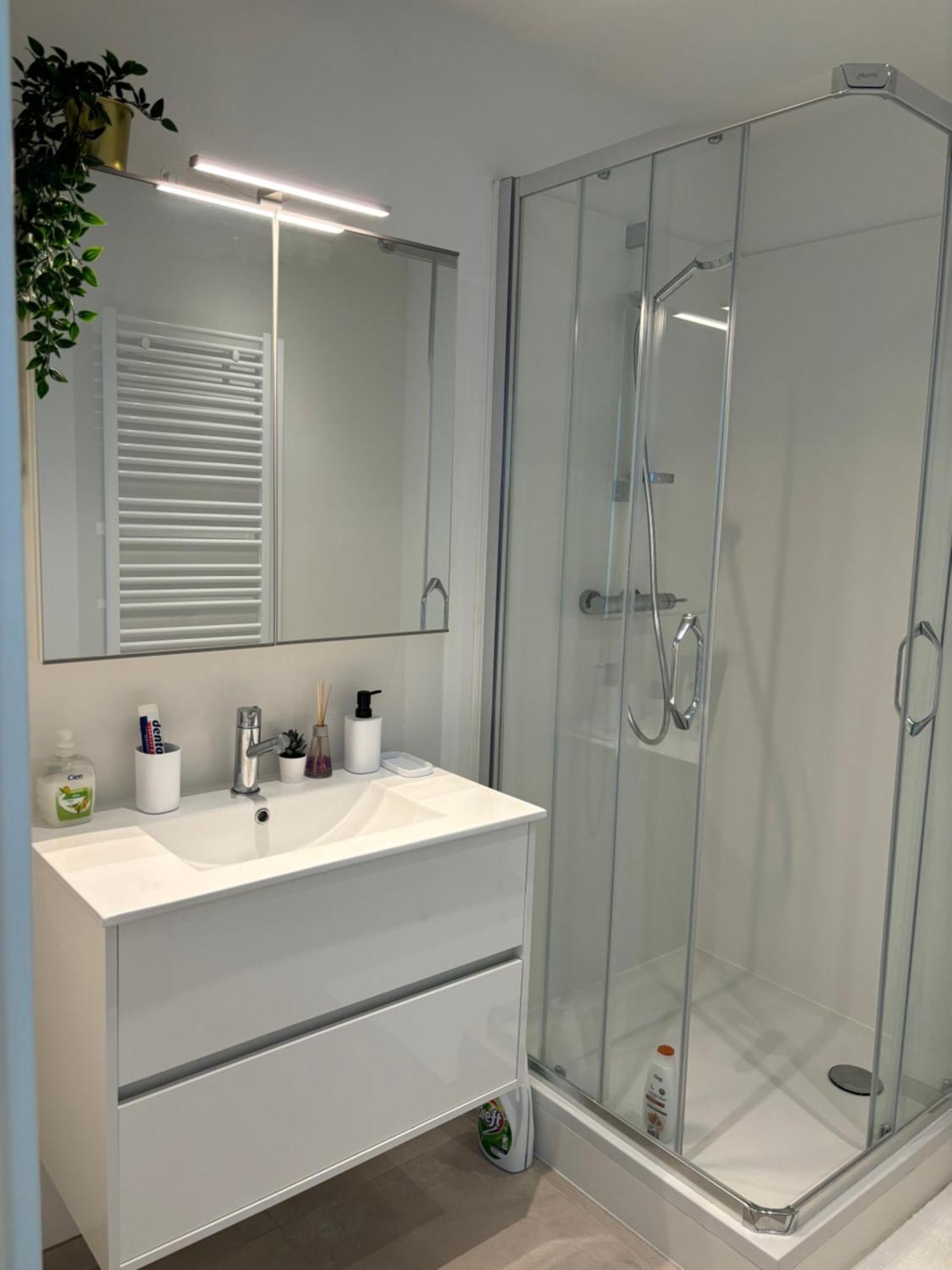 2 Bedrooms Luxury Apartment - Guillemins 列日 外观 照片